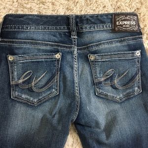 Express jeans size 2 30.5” inseam Stella low rise